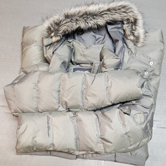 Eddie Bauer Women's Sun Valley Down Parka - Picture 2 of 6